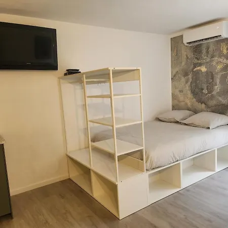 Avec Jardinet A 2 Min A Pieds De La * Calvi (Corsica)