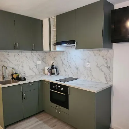 Avec Jardinet A 2 Min A Pieds De La Appartement Calvi (Corsica)