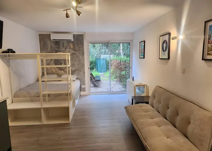 Avec Jardinet A 2 Min A Pieds De La Calvi (Corsica)