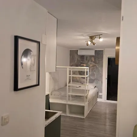 Lägenhet Avec Jardinet A 2 Min A Pieds De La *