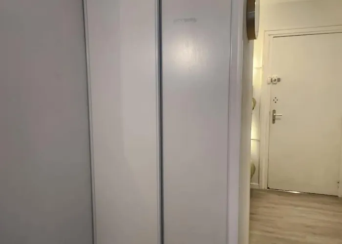 Lägenhet Avec Jardinet A 2 Min A Pieds De La