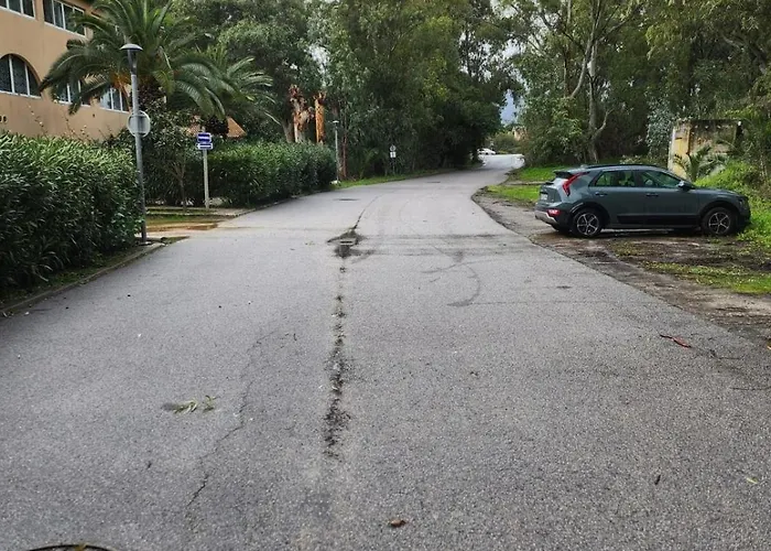 Avec Jardinet A 2 Min A Pieds De La Lägenhet